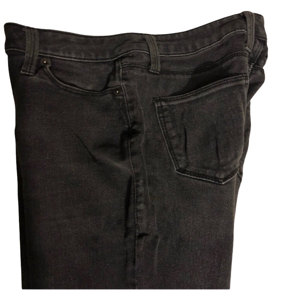 Junior’s Black Skinny Jeans - Picture 10 of 13